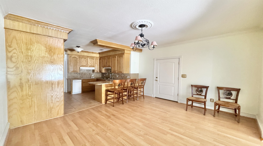 807 Fresno St., ZAPATA, Texas 78077-6, 2 Bedrooms Bedrooms, 3 Rooms Rooms,2 BathroomsBathrooms,Residential,For Rent,807 Fresno St.,20262201