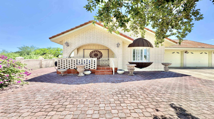 807 Fresno St., ZAPATA, Texas 78077-6, 2 Bedrooms Bedrooms, 3 Rooms Rooms,2 BathroomsBathrooms,Residential,For Rent,807 Fresno St.,20262201