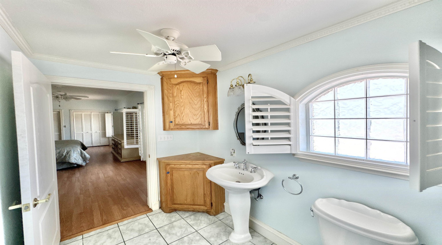 807 Fresno St., ZAPATA, Texas 78077-6, 2 Bedrooms Bedrooms, 3 Rooms Rooms,2 BathroomsBathrooms,Residential,For Rent,807 Fresno St.,20262201