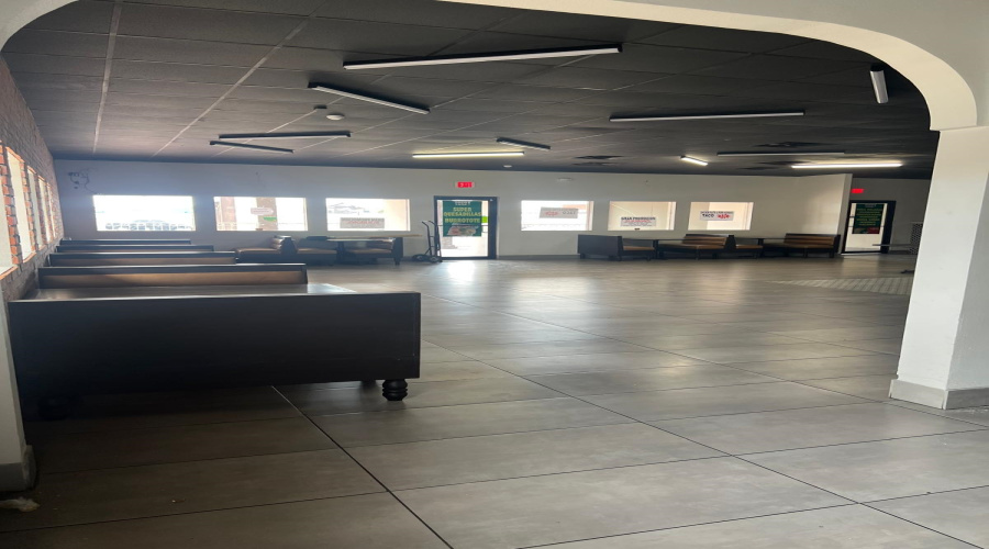 5603 N IH-35, laredo, Texas 78041, 1 Room Rooms,4 BathroomsBathrooms,Commercial retail/office,For Rent,5603 N IH-35,20262209
