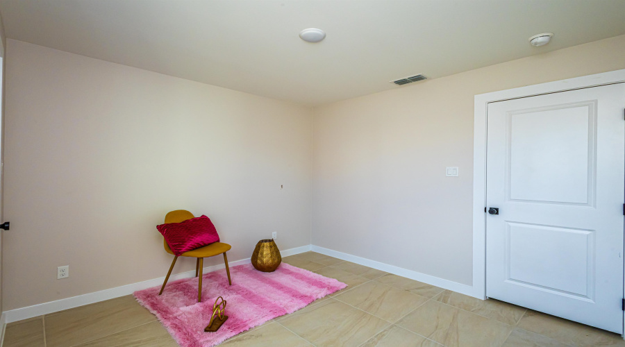 4006 Ave Fenix Dr., LAREDO, Texas 78046, 3 Bedrooms Bedrooms, 5 Rooms Rooms,2 BathroomsBathrooms,Residential,For Sale,4006 Ave Fenix Dr.,20262204
