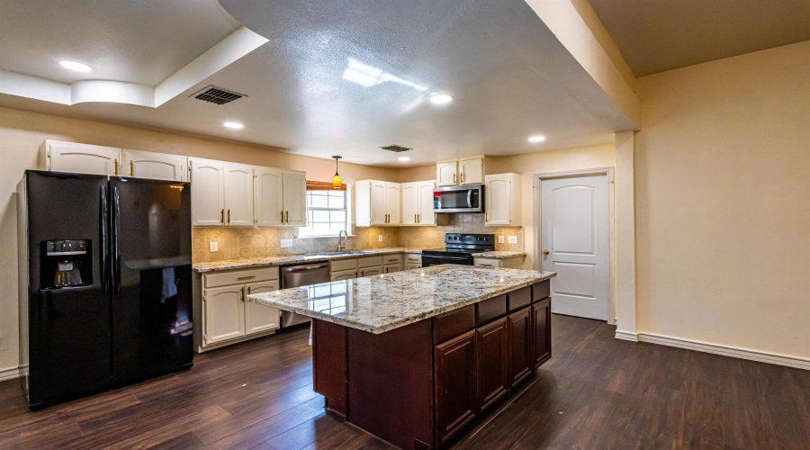 505 Acacia, Laredo, Texas 78045, 3 Bedrooms Bedrooms, 6 Rooms Rooms,2 BathroomsBathrooms,Residential,For Sale,505 Acacia,20262210