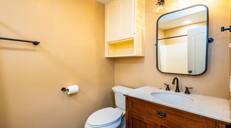 505 Acacia, Laredo, Texas 78045, 3 Bedrooms Bedrooms, 6 Rooms Rooms,2 BathroomsBathrooms,Residential,For Sale,505 Acacia,20262210