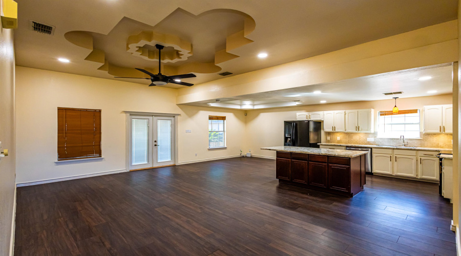505 Acacia, Laredo, Texas 78045, 3 Bedrooms Bedrooms, 6 Rooms Rooms,2 BathroomsBathrooms,Residential,For Sale,505 Acacia,20262210