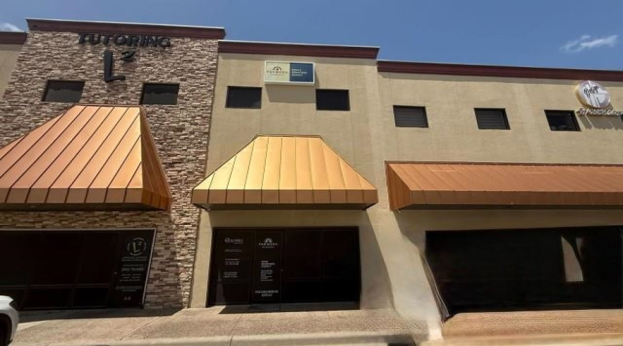 8218 Casa Verde Rd, Laredo, Texas 78041, 1 Room Rooms,1 BathroomBathrooms,Commercial retail/office,For Rent,8218 Casa Verde Rd,20262222