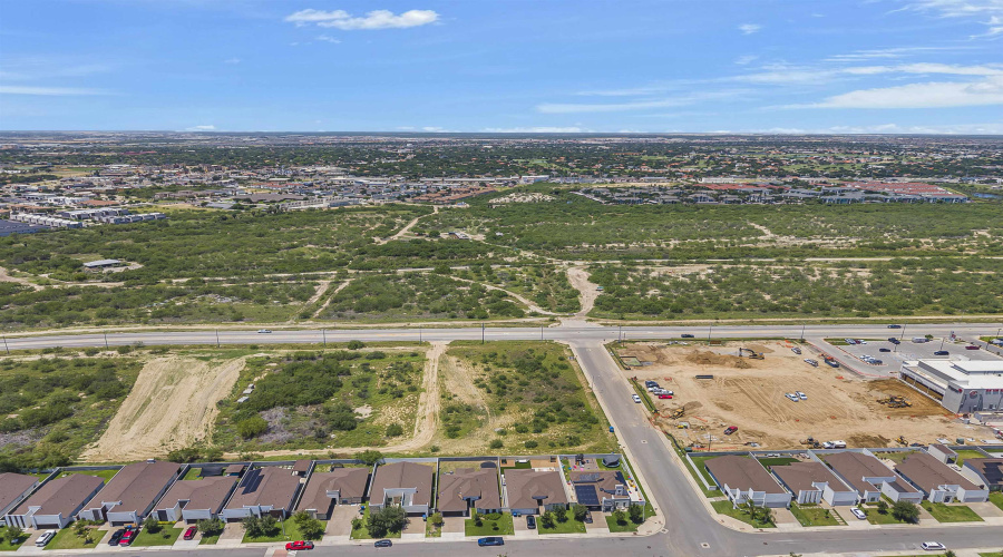 7019 Bartlett Ave, LAREDO, Texas 78041, ,Land,For Sale,7019 Bartlett Ave,20262220
