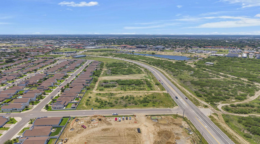 7019 Bartlett Ave, LAREDO, Texas 78041, ,Land,For Sale,7019 Bartlett Ave,20262220