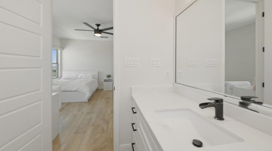 701 Ocio Dr., LAREDO, Texas 78045, 4 Bedrooms Bedrooms, 7 Rooms Rooms,4 BathroomsBathrooms,Residential,For Sale,701 Ocio Dr.,20262218
