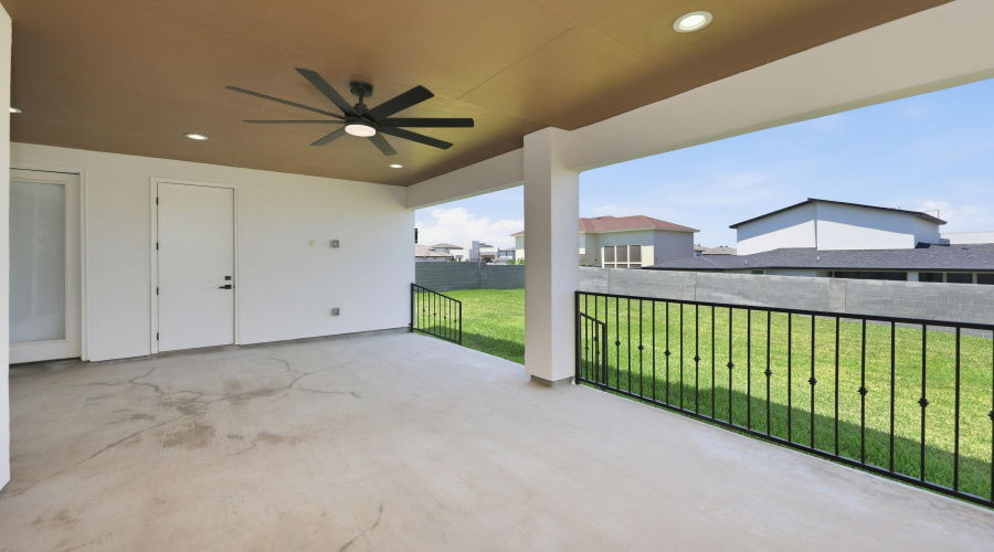701 Ocio Dr., LAREDO, Texas 78045, 4 Bedrooms Bedrooms, 7 Rooms Rooms,4 BathroomsBathrooms,Residential,For Sale,701 Ocio Dr.,20262218