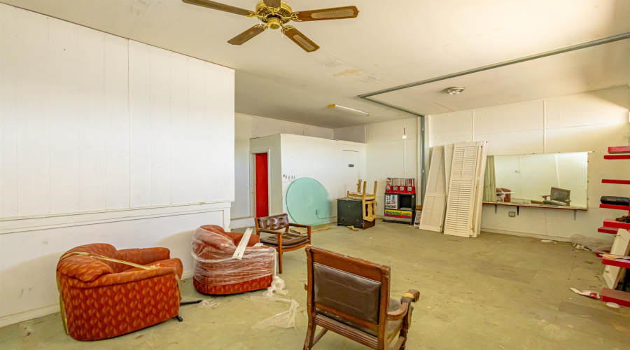 1801 San Bernardo Ave, LAREDO, Texas 78040, 6 Rooms Rooms,4 BathroomsBathrooms,Commercial retail/office,For Sale,1801 San Bernardo Ave,20262227