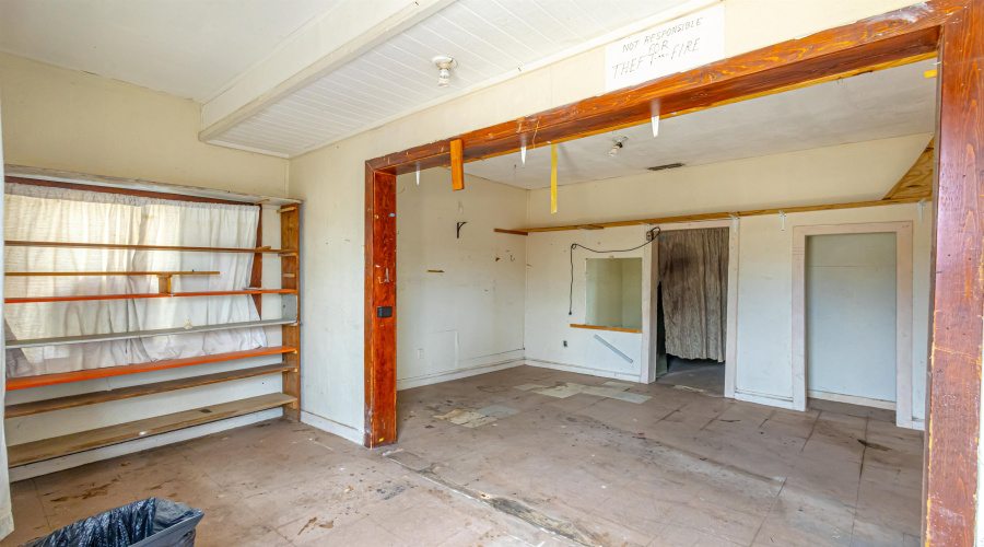 1801 San Bernardo Ave, LAREDO, Texas 78040, 6 Rooms Rooms,4 BathroomsBathrooms,Commercial retail/office,For Sale,1801 San Bernardo Ave,20262227
