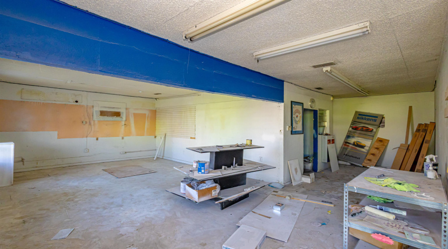 1801 San Bernardo Ave, LAREDO, Texas 78040, 6 Rooms Rooms,4 BathroomsBathrooms,Commercial retail/office,For Sale,1801 San Bernardo Ave,20262227