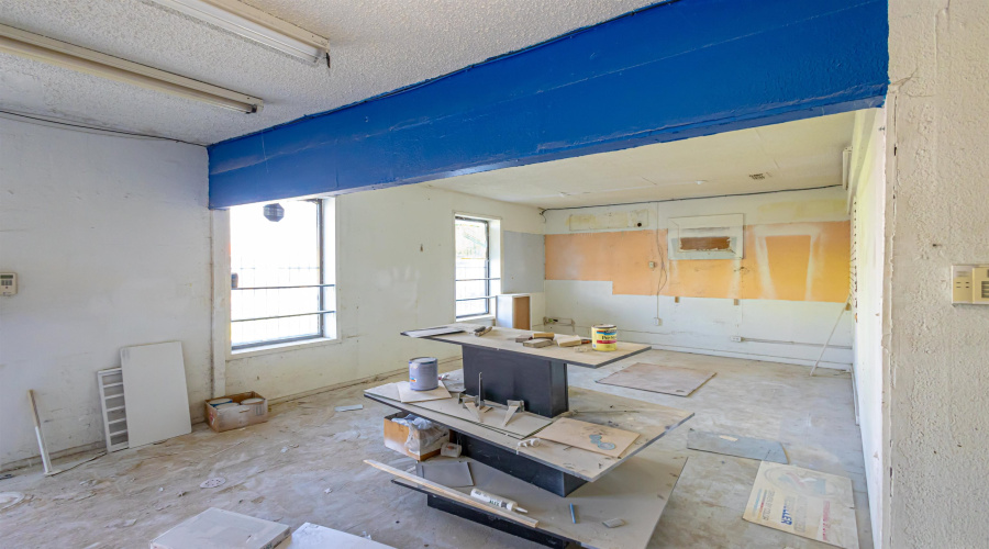 1801 San Bernardo Ave, LAREDO, Texas 78040, 6 Rooms Rooms,4 BathroomsBathrooms,Commercial retail/office,For Sale,1801 San Bernardo Ave,20262227
