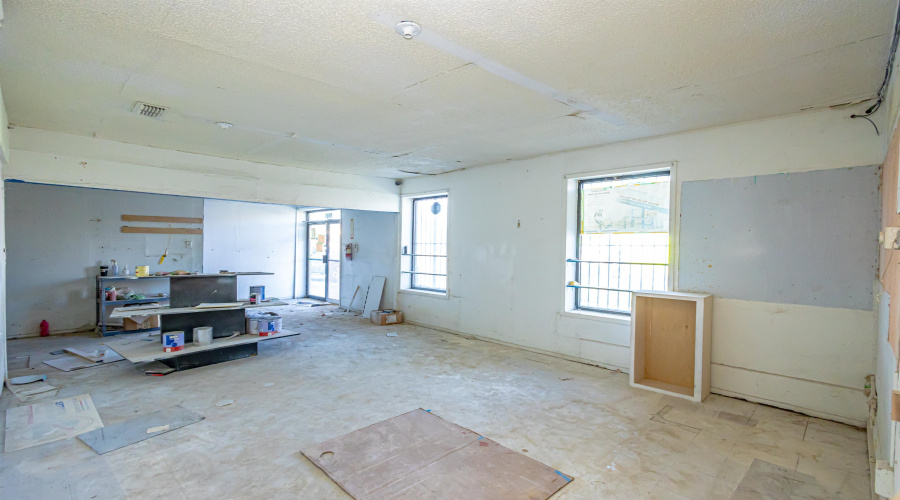 1801 San Bernardo Ave, LAREDO, Texas 78040, 6 Rooms Rooms,4 BathroomsBathrooms,Commercial retail/office,For Sale,1801 San Bernardo Ave,20262227