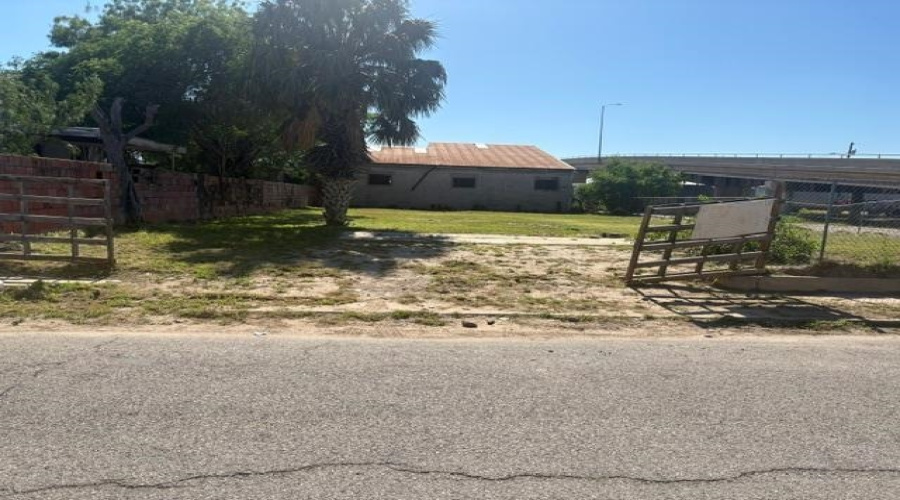 1012 Vidaurri Ave, Laredo, Texas 78040, ,Land,For Sale,1012 Vidaurri Ave,20262237