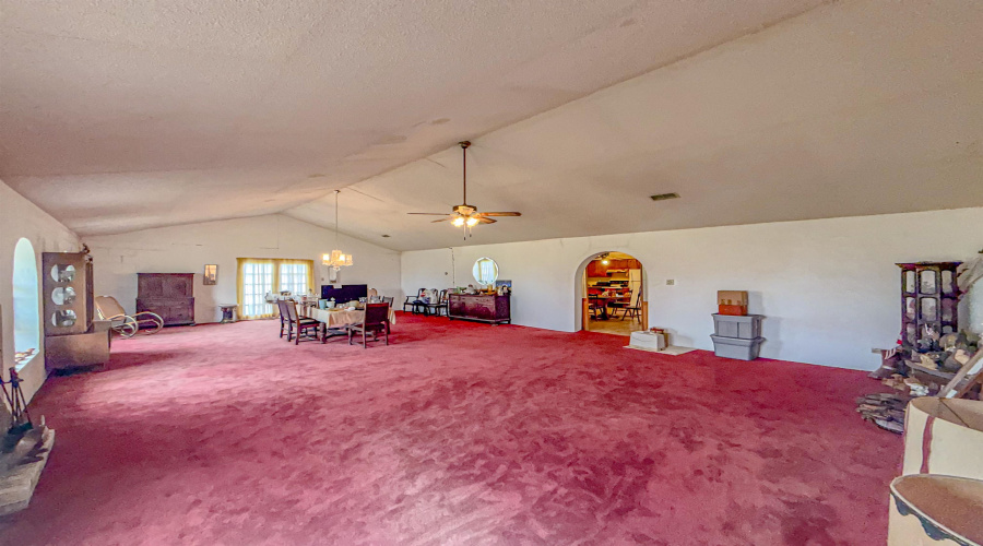 587 Garza Jones Ln., LAREDO, Texas 78045, 4 Bedrooms Bedrooms, 8 Rooms Rooms,3 BathroomsBathrooms,Residential,For Sale,587 Garza Jones Ln.,20262228