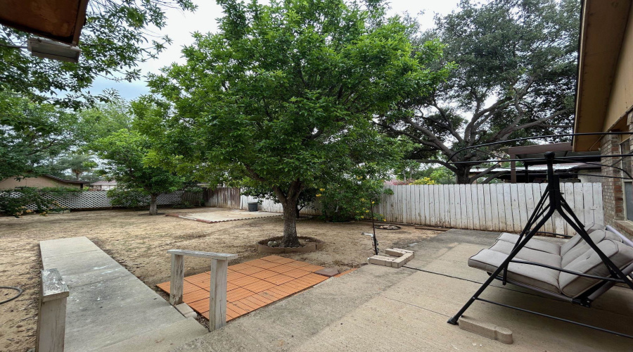 126 Knoll Ave, Laredo, Texas 78045, 3 Bedrooms Bedrooms, 5 Rooms Rooms,2 BathroomsBathrooms,Residential,For Rent,126 Knoll Ave,20262238