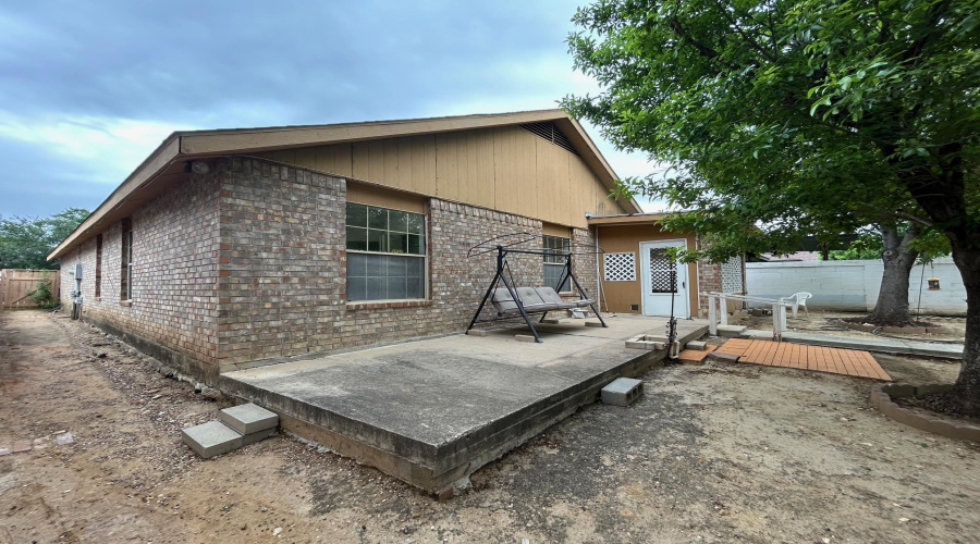 126 Knoll Ave, Laredo, Texas 78045, 3 Bedrooms Bedrooms, 5 Rooms Rooms,2 BathroomsBathrooms,Residential,For Rent,126 Knoll Ave,20262238