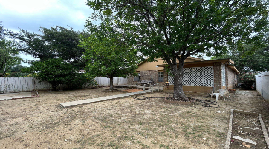 126 Knoll Ave, Laredo, Texas 78045, 3 Bedrooms Bedrooms, 5 Rooms Rooms,2 BathroomsBathrooms,Residential,For Rent,126 Knoll Ave,20262238
