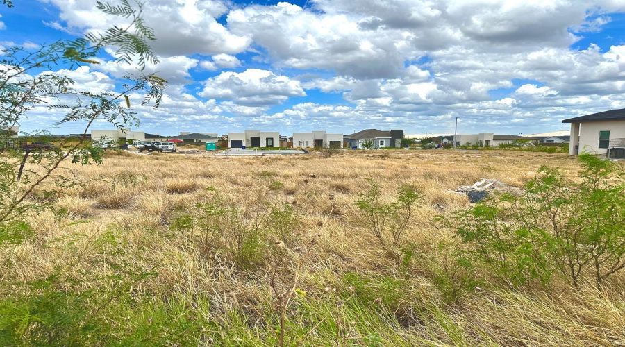 6706 El Bosal Ln., Laredo, Texas 78046, ,Land,For Sale,6706 El Bosal Ln.,20262240