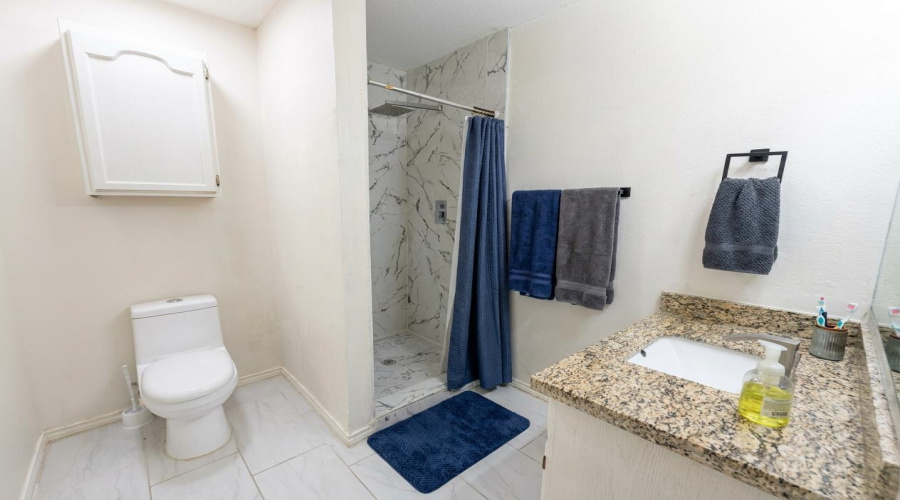 8801 McPherson Rd, Laredo, Texas 78045, 3 Bedrooms Bedrooms, 3 Rooms Rooms,2 BathroomsBathrooms,Residential,For Sale,8801 McPherson Rd,20262243
