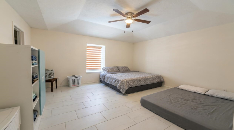 8801 McPherson Rd, Laredo, Texas 78045, 3 Bedrooms Bedrooms, 3 Rooms Rooms,2 BathroomsBathrooms,Residential,For Sale,8801 McPherson Rd,20262243