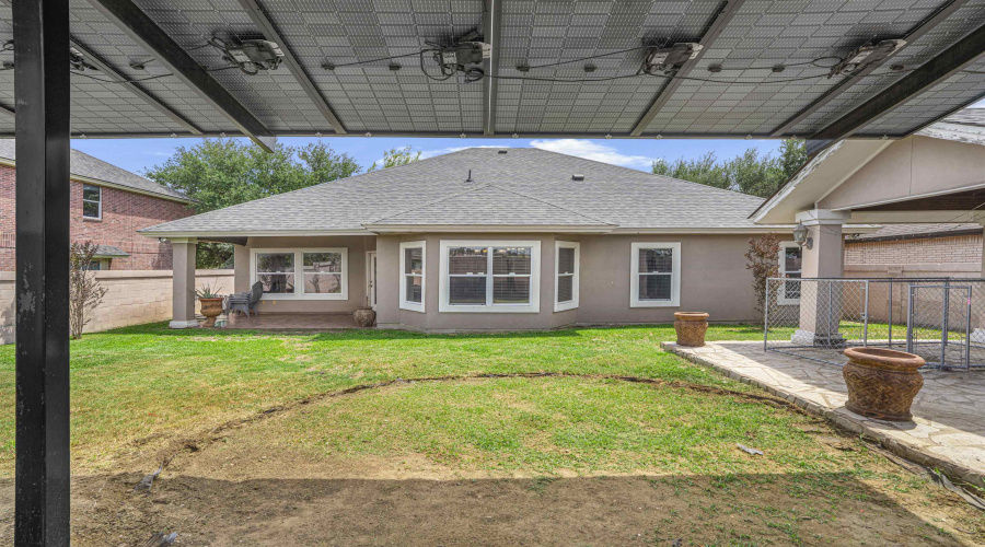 3132 Dos Reales Lp, Laredo, Texas 78045, 3 Bedrooms Bedrooms, 6 Rooms Rooms,2 BathroomsBathrooms,Residential,For Sale,3132 Dos Reales Lp,20262245