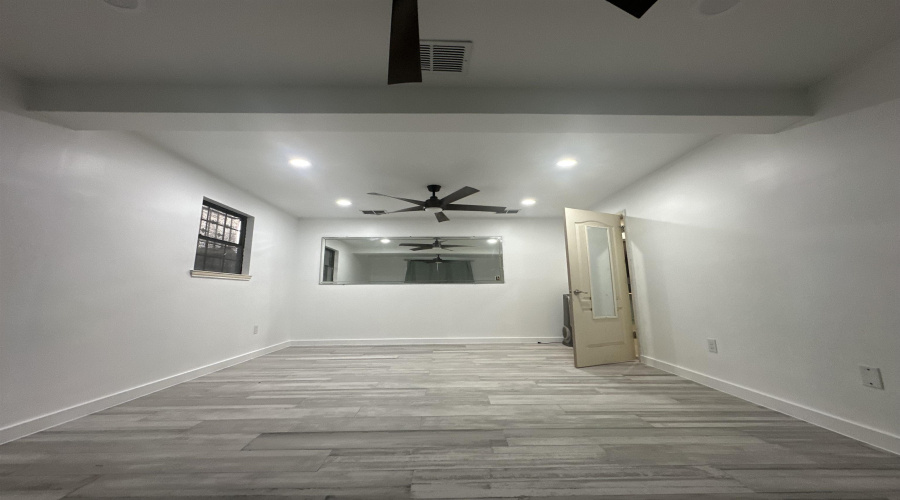 2504 Bismark St, Laredo, Texas 78043, 4 Bedrooms Bedrooms, 6 Rooms Rooms,3 BathroomsBathrooms,Residential,For Rent,2504 Bismark St,20262246