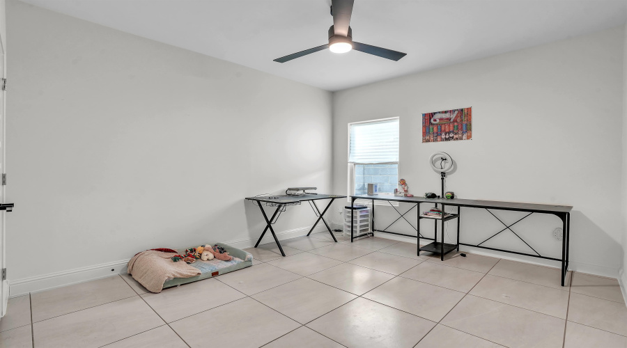 715 Journey Loop, Laredo, Texas 78045, 3 Bedrooms Bedrooms, 5 Rooms Rooms,2 BathroomsBathrooms,Residential,For Sale,715 Journey Loop,20262248
