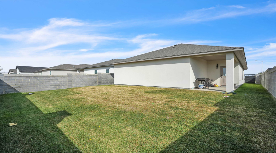 715 Journey Loop, Laredo, Texas 78045, 3 Bedrooms Bedrooms, 5 Rooms Rooms,2 BathroomsBathrooms,Residential,For Sale,715 Journey Loop,20262248