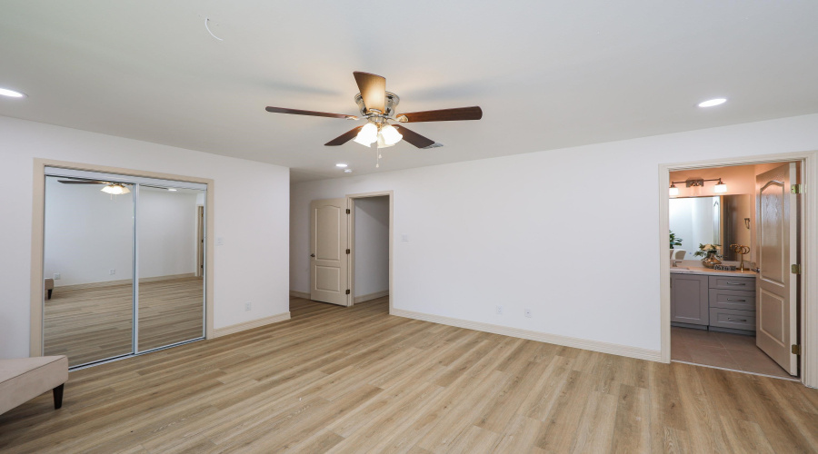 2318 Locust St, LAREDO, Texas 78040, 4 Bedrooms Bedrooms, 6 Rooms Rooms,3 BathroomsBathrooms,Residential,For Sale,2318 Locust St,20262251