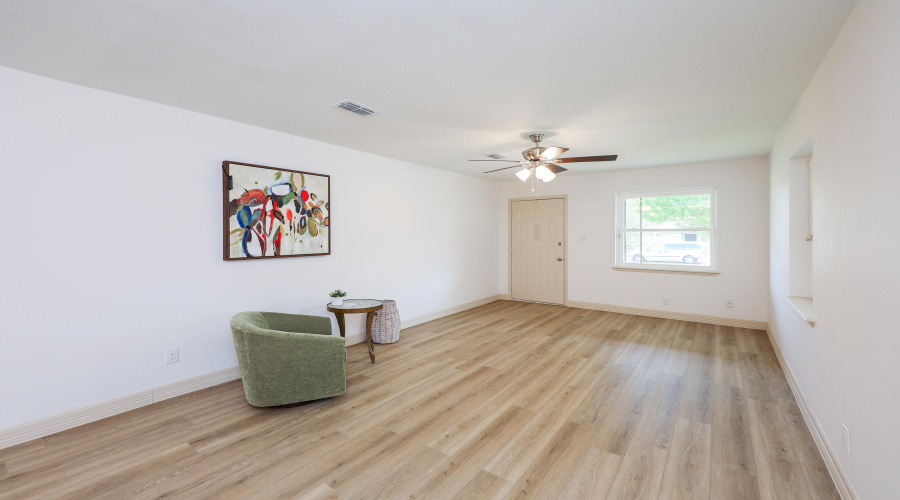 2318 Locust St, LAREDO, Texas 78040, 4 Bedrooms Bedrooms, 6 Rooms Rooms,3 BathroomsBathrooms,Residential,For Sale,2318 Locust St,20262251