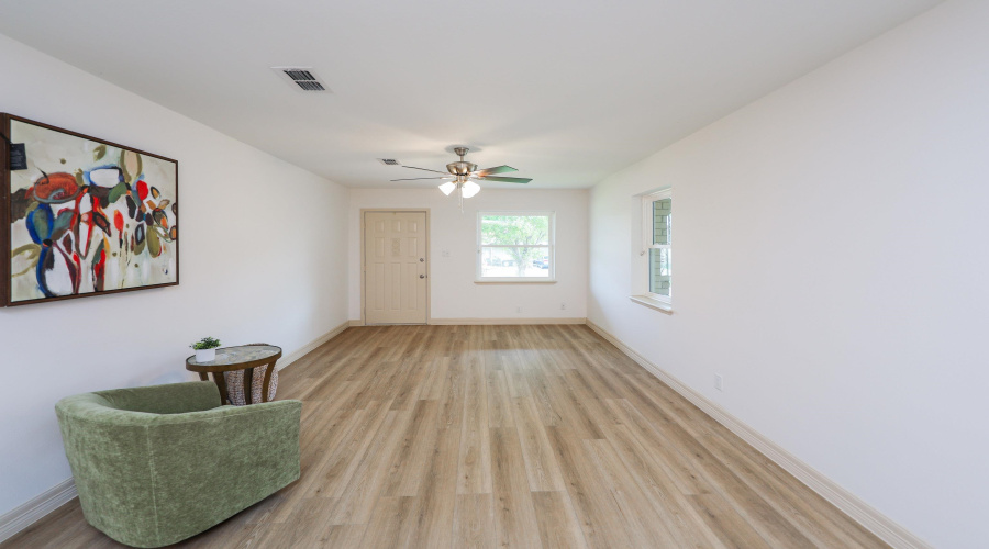 2318 Locust St, LAREDO, Texas 78040, 4 Bedrooms Bedrooms, 6 Rooms Rooms,3 BathroomsBathrooms,Residential,For Sale,2318 Locust St,20262251