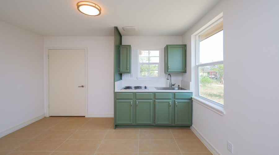 2318 Locust St, LAREDO, Texas 78040, 4 Bedrooms Bedrooms, 6 Rooms Rooms,3 BathroomsBathrooms,Residential,For Sale,2318 Locust St,20262251