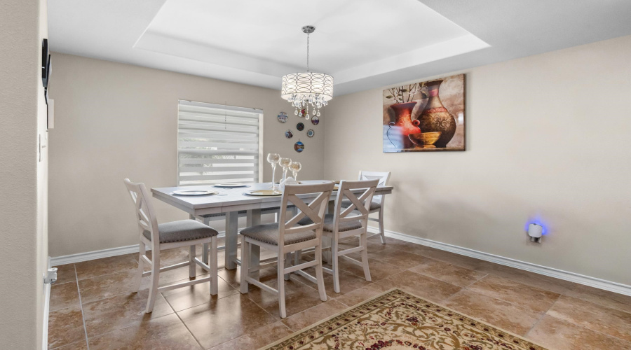 214 Bluff Oak Dr, Laredo, Texas 78045, 3 Bedrooms Bedrooms, 3 Rooms Rooms,3 BathroomsBathrooms,Residential,For Sale,214 Bluff Oak Dr,20262255