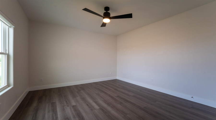 3924 Sun Valley Dr., Laredo, Texas 78045, 4 Bedrooms Bedrooms, 5 Rooms Rooms,3 BathroomsBathrooms,Residential,For Sale,3924 Sun Valley Dr.,20262268
