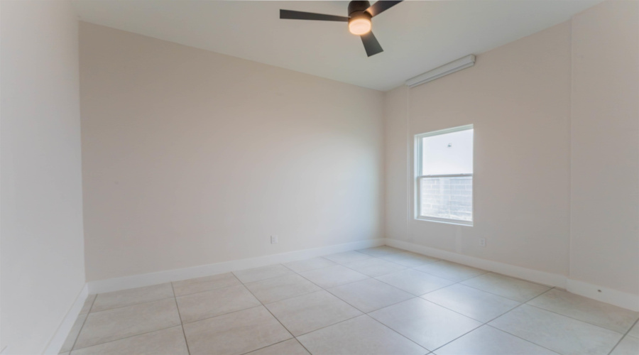 3924 Sun Valley Dr., Laredo, Texas 78045, 4 Bedrooms Bedrooms, 5 Rooms Rooms,3 BathroomsBathrooms,Residential,For Sale,3924 Sun Valley Dr.,20262268