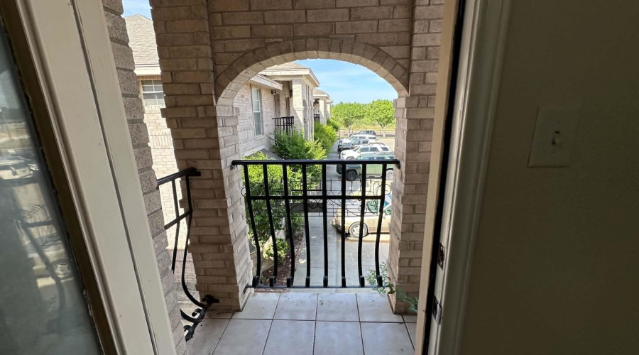8416 Springfield Ave, Laredo, Texas 78045, 3 Bedrooms Bedrooms, 4 Rooms Rooms,2 BathroomsBathrooms,Residential,For Rent,8416 Springfield Ave,20262269