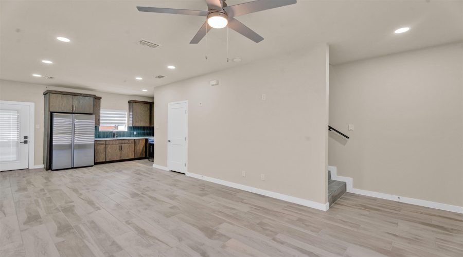 7613 King Arthurs Ct, Laredo, Texas 78041, 1 Bedroom Bedrooms, 1 Room Rooms,1 BathroomBathrooms,Residential,For Rent,7613 King Arthurs Ct,20262276