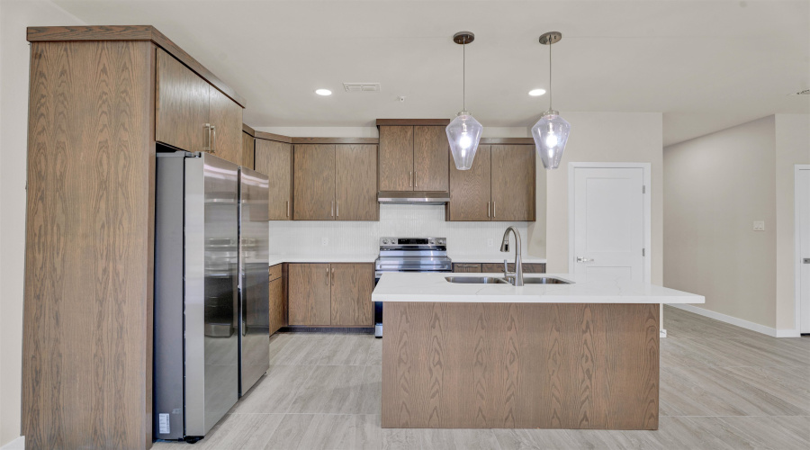 7613 King Arthurs Ct, Laredo, Texas 78041, 3 Bedrooms Bedrooms, 1 Room Rooms,2 BathroomsBathrooms,Residential,For Rent,7613 King Arthurs Ct,20262281