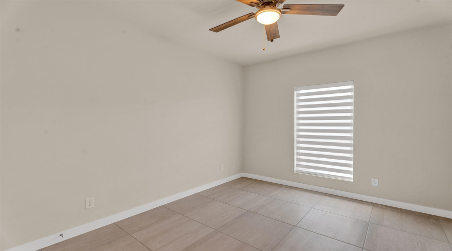 7613 King Arthurs Ct, Laredo, Texas 78041, 3 Bedrooms Bedrooms, 1 Room Rooms,2 BathroomsBathrooms,Residential,For Rent,7613 King Arthurs Ct,20262284