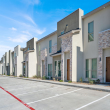 7613 King Arthurs Ct, Laredo, Texas 78041, 3 Bedrooms Bedrooms, 1 Room Rooms,2 BathroomsBathrooms,Residential,For Rent,7613 King Arthurs Ct,20262286