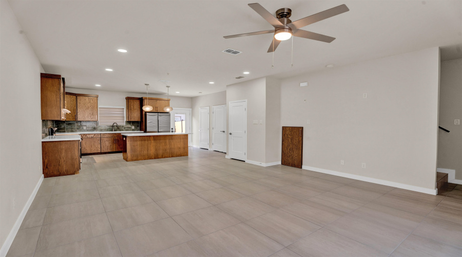 7613 King Arthurs Ct, Laredo, Texas 78041, 3 Bedrooms Bedrooms, 1 Room Rooms,2 BathroomsBathrooms,Residential,For Rent,7613 King Arthurs Ct,20262286