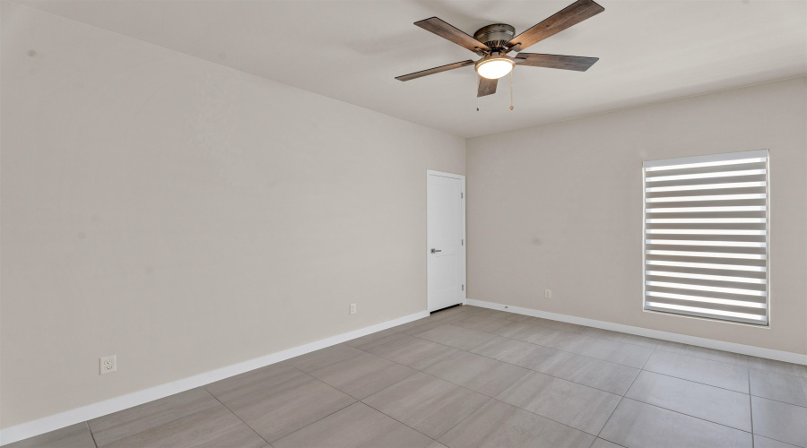 7613 King Arthurs Ct, Laredo, Texas 78041, 3 Bedrooms Bedrooms, 1 Room Rooms,2 BathroomsBathrooms,Residential,For Rent,7613 King Arthurs Ct,20262286
