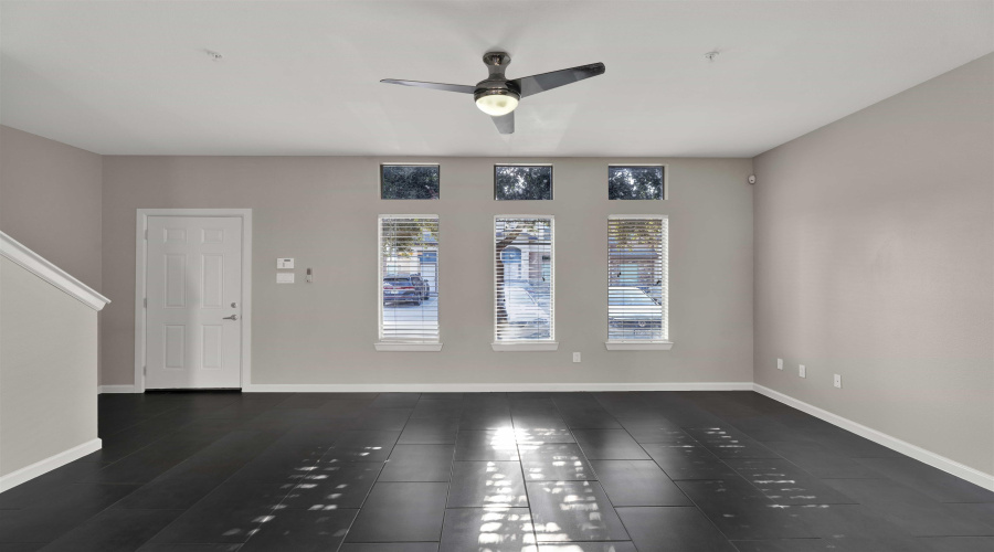 1014 Monaco Blvd, Laredo, Texas 78045, 3 Bedrooms Bedrooms, 3 Rooms Rooms,2 BathroomsBathrooms,Residential,For Rent,1014 Monaco Blvd,20262293