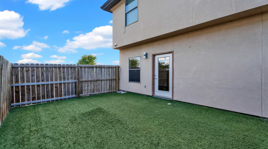 1014 Monaco Blvd, Laredo, Texas 78045, 3 Bedrooms Bedrooms, 3 Rooms Rooms,2 BathroomsBathrooms,Residential,For Rent,1014 Monaco Blvd,20262293