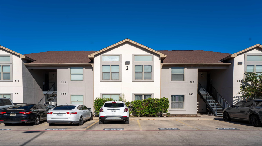 7607 King Arthurs Ct, Laredo, Texas 78041, 2 Bedrooms Bedrooms, 2 Rooms Rooms,2 BathroomsBathrooms,Residential,For Rent,7607 King Arthurs Ct,20262305