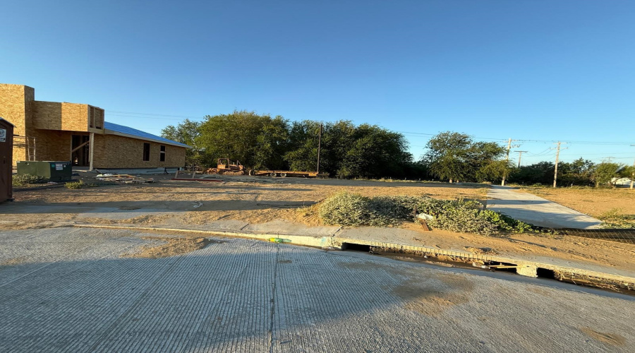 5001 Carambola Ln., Laredo, Texas 78046, 4 Bedrooms Bedrooms, 5 Rooms Rooms,2 BathroomsBathrooms,Residential,For Sale,5001 Carambola Ln.,20262310