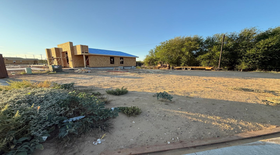 5001 Carambola Ln., Laredo, Texas 78046, 4 Bedrooms Bedrooms, 5 Rooms Rooms,2 BathroomsBathrooms,Residential,For Sale,5001 Carambola Ln.,20262310