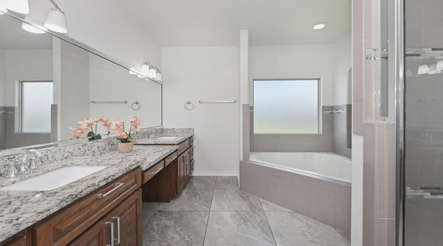 7225 Sylvia Plath Dr, Laredo, Texas 78045, 4 Bedrooms Bedrooms, 9 Rooms Rooms,2 BathroomsBathrooms,Residential,For Rent,7225 Sylvia Plath Dr,20262311